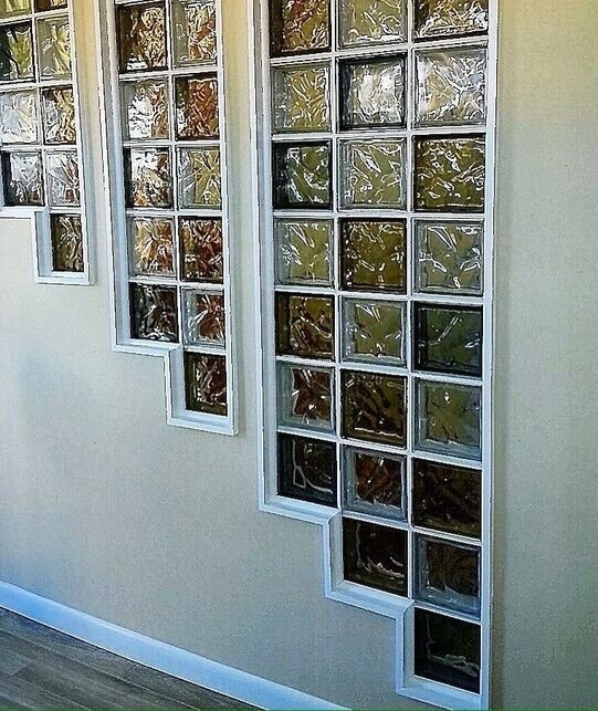 Model Pemasangan Glass Block Minimalis di Dinding