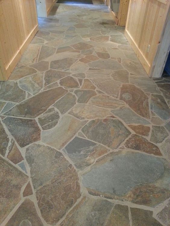 Lantai dengan Keramik Batu Alam