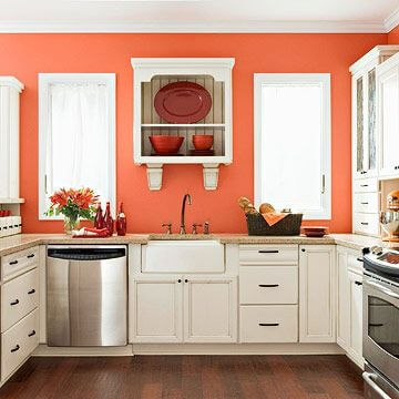 Dapur Cerah Warna Putih dan Oranye