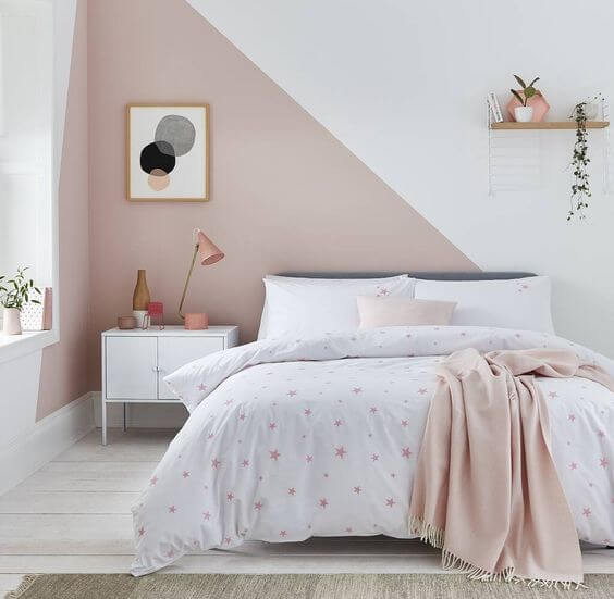 Kamar Tidur Remaja Warna Putih & Dusty Pink