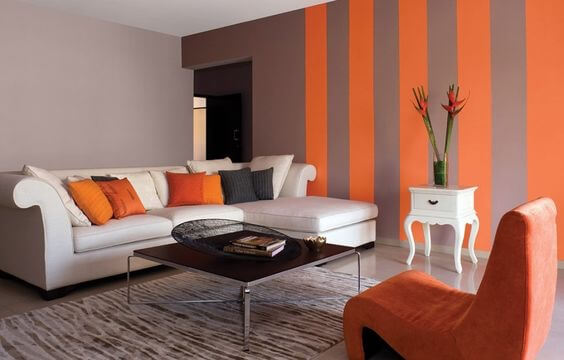 Kombinasi Warna Cat Ruang Tamu Oranye dan Abu-abu